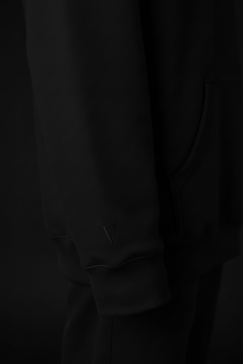 Hoodie VOID — Broderie Noir sur Noir